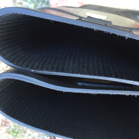 High water? No problem in your Bata Rubber Boots. - Picture 6 of 8